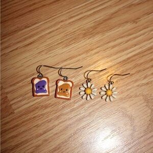 Cute PB&J and Daisy Earrings Duo